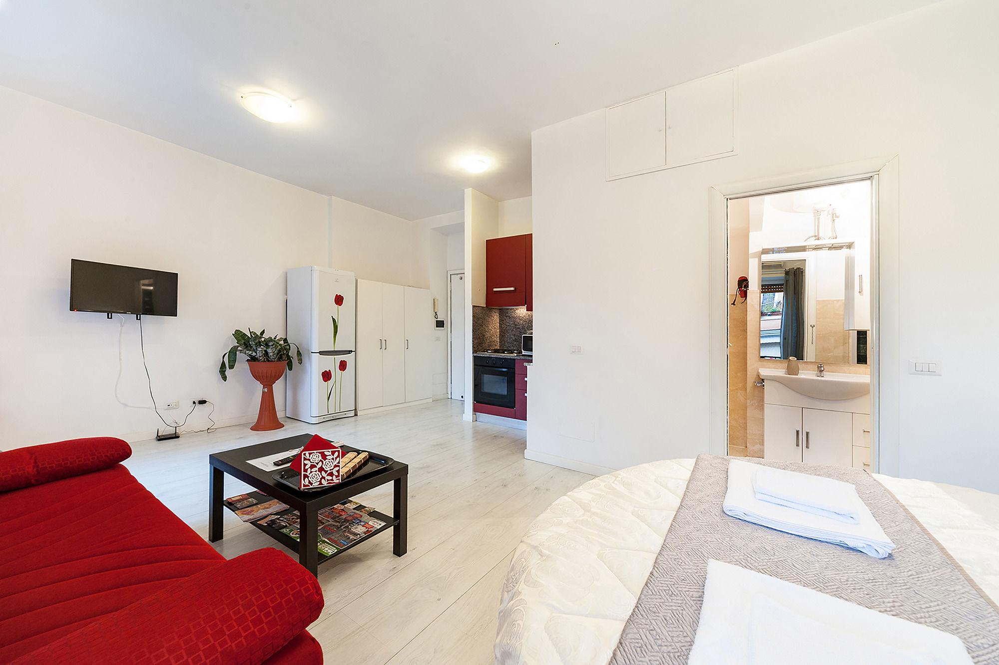 Hosting Flats Guesthouse Roma Exterior foto