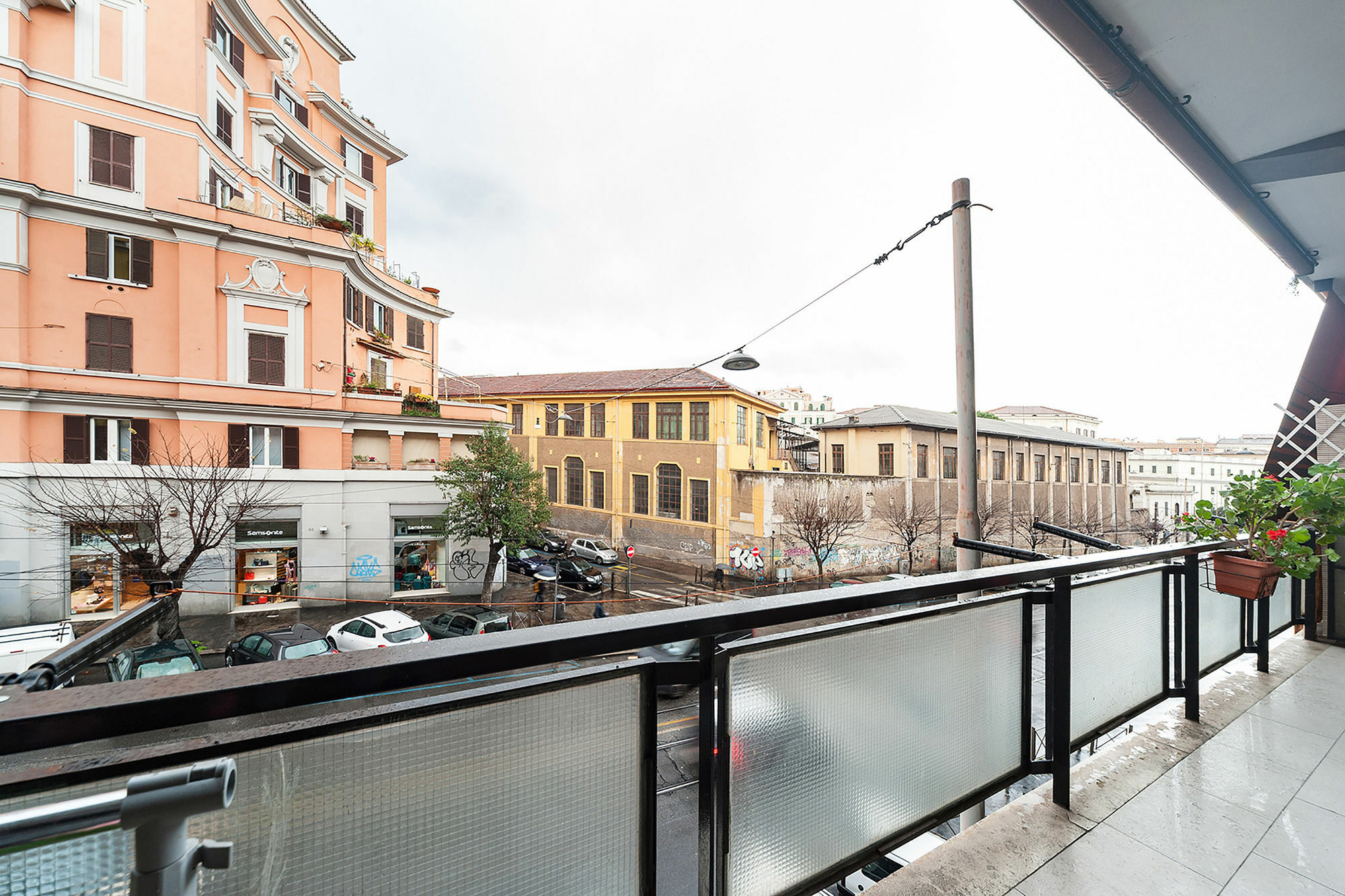 Hosting Flats Guesthouse Roma Exterior foto